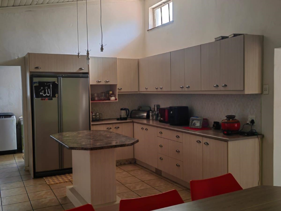 5 Bedroom Property for Sale in Charleston Hill Western Cape